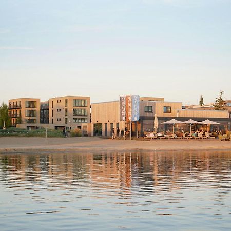Beach Front Apartment In Lembruch-Duemmer See Exteriör bild